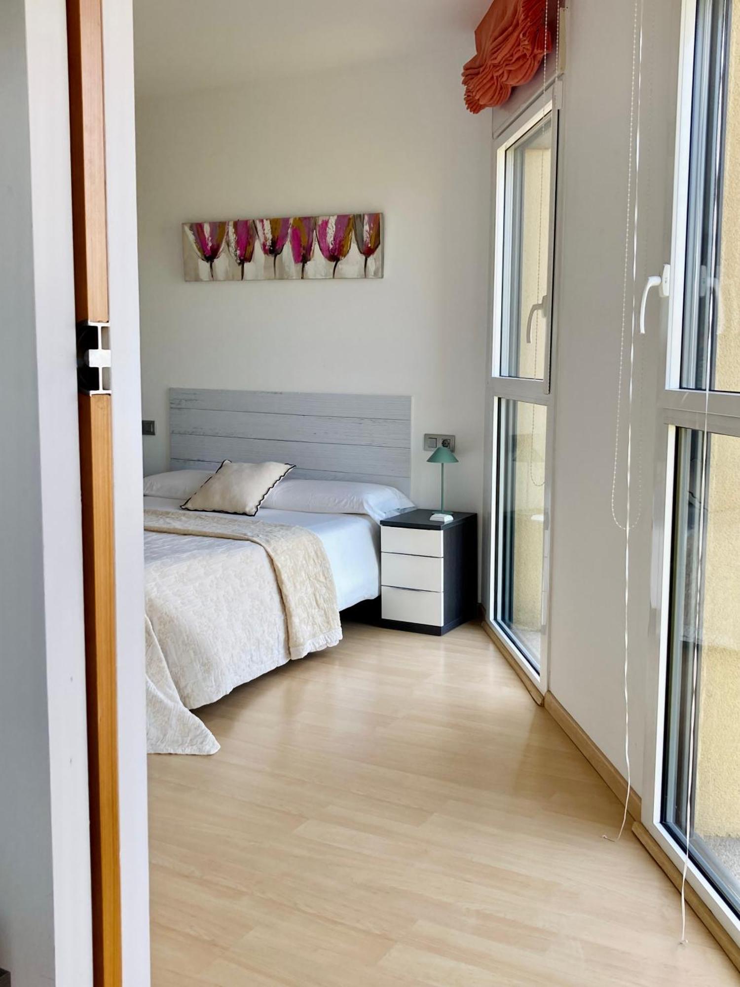 Apartamento Con Vistas Peralada Esterno foto