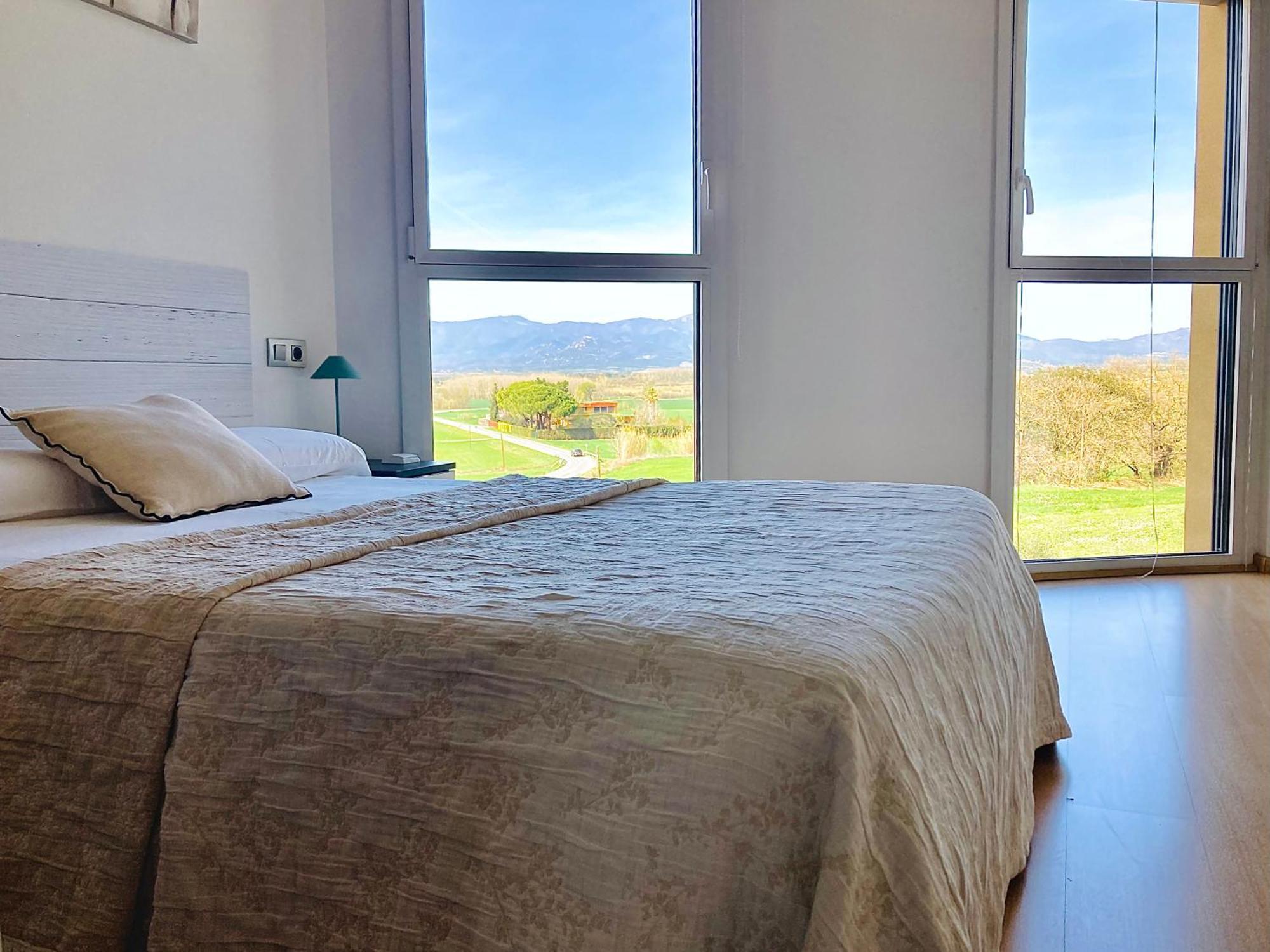 Apartamento Con Vistas Peralada Esterno foto